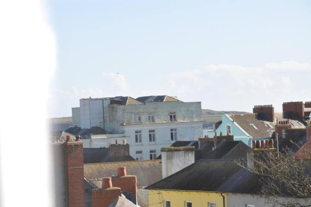 Caldey View Leilighet Tenby Eksteriør bilde